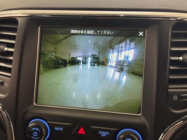 ジープ・グランドチェロキー アルティテュード　１年保証付／Ａｐｐｌｅｃａｒｐｌａｙ／エアサス／純正２０ＡＷ／ハーフレザー／シートヒーター／フルセグ／前後ソナー／ＤＳＲＣ／フロント＆サイド＆バックカメラ／クルーズコントロール／ＰＵＳＨスタート（47枚目）