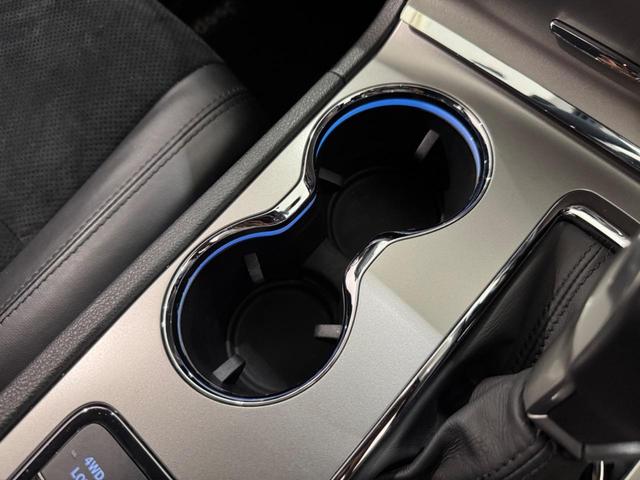 ジープ・グランドチェロキー アルティテュード　１年保証付／Ａｐｐｌｅｃａｒｐｌａｙ／エアサス／純正２０ＡＷ／ハーフレザー／シートヒーター／フルセグ／前後ソナー／ＤＳＲＣ／フロント＆サイド＆バックカメラ／クルーズコントロール／ＰＵＳＨスタート（53枚目）