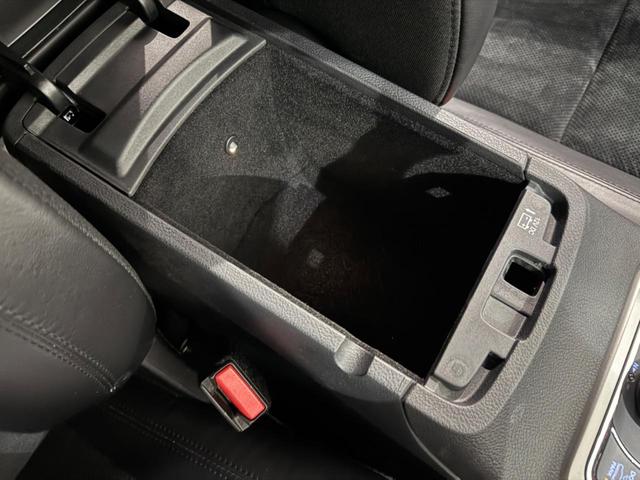 ジープ・グランドチェロキー アルティテュード　１年保証付／Ａｐｐｌｅｃａｒｐｌａｙ／エアサス／純正２０ＡＷ／ハーフレザー／シートヒーター／フルセグ／前後ソナー／ＤＳＲＣ／フロント＆サイド＆バックカメラ／クルーズコントロール／ＰＵＳＨスタート（56枚目）