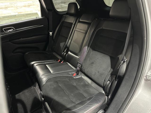 ジープ・グランドチェロキー トレイルホーク　１年保証付／正規ディーラー車／限定車／ハーフブラックレザー／エアシート＆ヒーター／フルセグ／ＥＴＣ／前後ソナー／ＢＳＭ／エアサス／前＆横＆後カメラ／Ｂｌｕｅｔｏｏｔｈ＆ＵＳＢ／純正１８ｉｎｃｈＡＷ（27枚目）