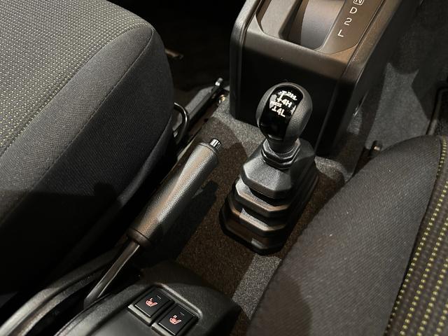 ジムニー ＸＣ　Ｃａｒｐｌａｙ／ディスプレイオーディオ／シートヒーター／リアソナー／ＥＴＣ／デュアルセンサーブレーキサポート／バックカメラ／レンタカー使用歴無し／レーンキープ／純正１６ｉｎｃｈＡＷ（47枚目）