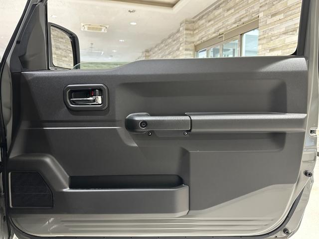 ジムニー ＸＣ　Ｃａｒｐｌａｙ／ディスプレイオーディオ／シートヒーター／リアソナー／ＥＴＣ／デュアルセンサーブレーキサポート／バックカメラ／レンタカー使用歴無し／レーンキープ／純正１６ｉｎｃｈＡＷ（52枚目）