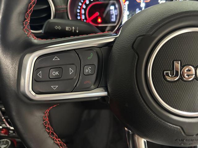 ジープ・ラングラーアンリミテッド ルビコン　リーコン　１年保証付／正規ディーラー車／黒革ヒーター／Ｃａｒｐｌａｙ／フルセグ／ステアリングヒーター／ヒッチメンバー／ＢＳＭ／ＥＴＣ／社外前後バンパー／前後ソナー／前＆横＆後カメラ／純正１７ｉｎｃｈＡＷ（35枚目）