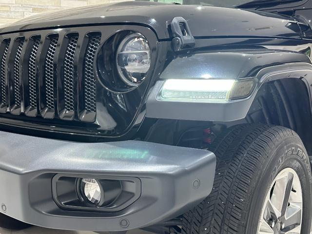 ジープ・ラングラーアンリミテッド サハラ　１年保証付／正規ディーラー車／ワンオーナー／Ｃａｒｐｌａｙ／黒革ヒーター／ステアリングヒーター／Ｍｏｐａｒ２インチリフトアップ／ＲＡＮＣＨショック／フルセグ／ＥＴＣ／前後ソナー／純正１８ｉｎｃｈＡＷ（12枚目）