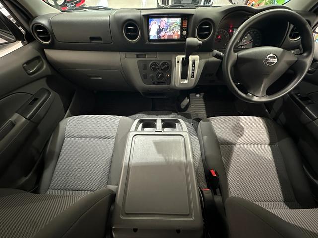 ＮＶ３５０キャラバンバン スーパーロングＤＸ　ペット火葬車／ナビ／ＥＴＣ／ＣＤ再生／バックカメラ／キーレス／純正１５インチホイール（22枚目）