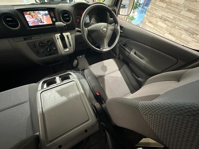 ＮＶ３５０キャラバンバン スーパーロングＤＸ　ペット火葬車／ナビ／ＥＴＣ／ＣＤ再生／バックカメラ／キーレス／純正１５インチホイール（24枚目）
