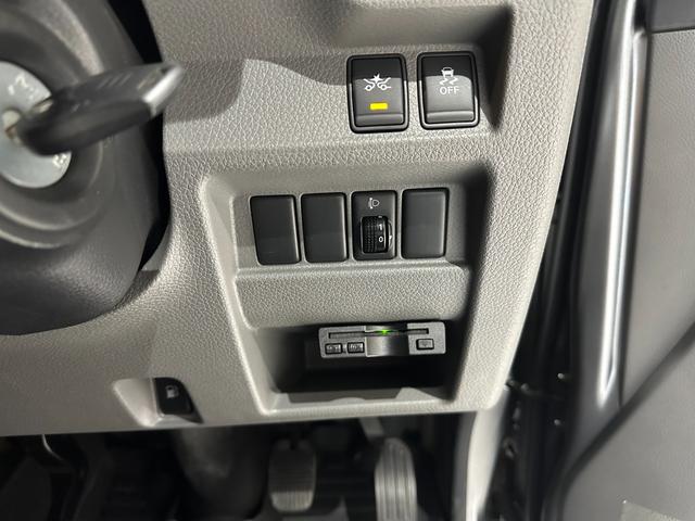 ＮＶ３５０キャラバンバン スーパーロングＤＸ　ペット火葬車／ナビ／ＥＴＣ／ＣＤ再生／バックカメラ／キーレス／純正１５インチホイール（35枚目）