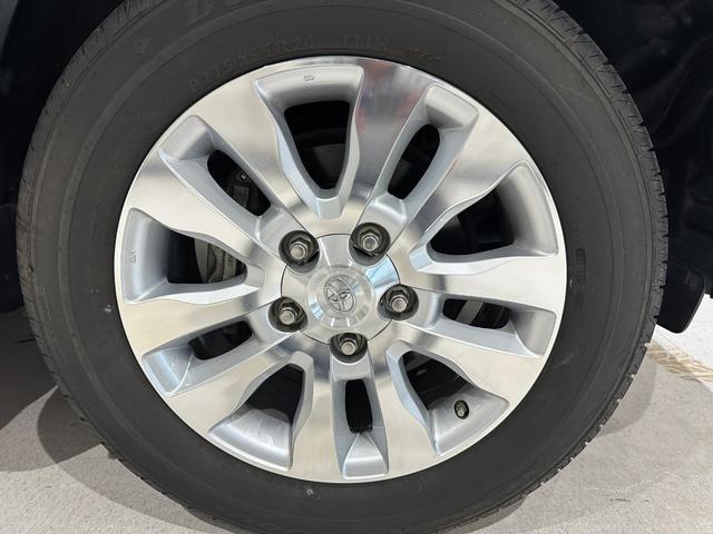 セコイア ＳＲ５　１年保証付／新車並行／走行証明／サンルーフ／フルセグ／フリップダウンモニター／ＥＴＣ／前＆横＆後カメラ／Ｂｌｕｅｔｏｏｔｈ／シートヒーター／キーレス／フォグライト／純正２０ｉｎｃｈＡＷ（59枚目）