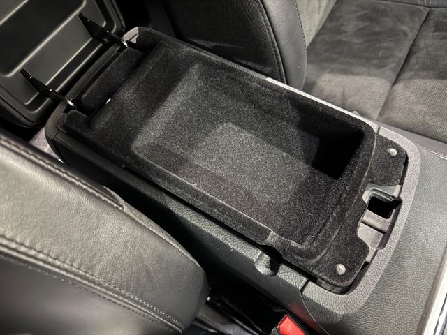 ジープ・グランドチェロキー アルティテュード　１年保証付／限定車／Ａｐｐｌｅｃａｒｐｌａｙ／ハーフレザー／シートヒーター／エアサス／ＤＳＲＣ／クルーズコントロール／フルセグ／前後ソナー／フロント＆サイド＆バックカメラ／ＰＵＳＨスタート／純２０ＡＷ（54枚目）