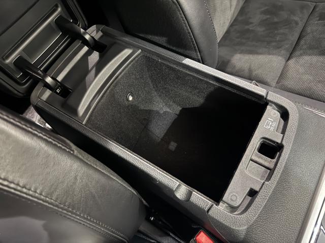 ジープ・グランドチェロキー アルティテュード　１年保証付／限定車／Ａｐｐｌｅｃａｒｐｌａｙ／ハーフレザー／シートヒーター／エアサス／ＤＳＲＣ／クルーズコントロール／フルセグ／前後ソナー／フロント＆サイド＆バックカメラ／ＰＵＳＨスタート／純２０ＡＷ（55枚目）