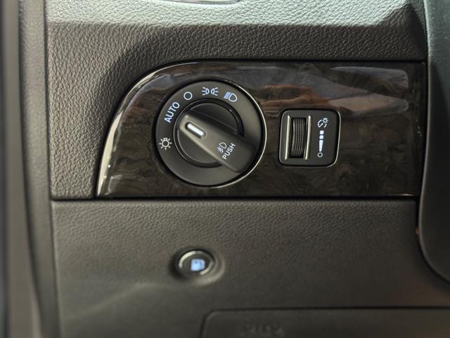 ダッジ・デュランゴ シタデル　１年保証付／新車並行車／１オーナー／Ａｕｔｏｃｈｅｃｋ／社外ナビ／サブウーファー／Ｆダウンモニター／黒革／ヒーター＆エアコン／Ｆ＆Ｓ＆Ｂカメ／ＢＴ／ＥＴＣ／電動リアゲート／リアソナー／純２０ＡＷ（54枚目）