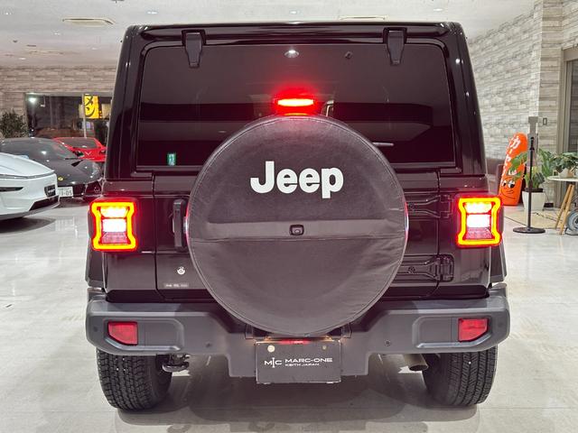 ジープ・ラングラーアンリミテッド サハラ　ローンチエディション　１年保証付／Ｃａｒｐｌａｙ／黒革ヒーター／フルセグ／ステアリングヒーター／ＥＴＣ／ＢＳＭ／前後ソナー／前＆横＆後カメラ／Ｂｌｕｅｔｏｏｔｈ＆ＵＳＢ／フォグライト／ＰＵＳＨスタート／純正１８ｉｎｃｈＡＷ（20枚目）