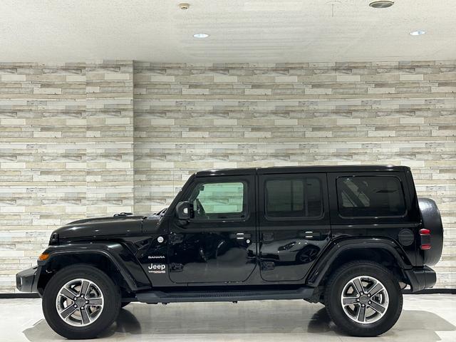 ジープ・ラングラーアンリミテッド サハラ　ローンチエディション　１年保証付／Ｃａｒｐｌａｙ／黒革ヒーター／フルセグ／ステアリングヒーター／ＥＴＣ／ＢＳＭ／前後ソナー／前＆横＆後カメラ／Ｂｌｕｅｔｏｏｔｈ＆ＵＳＢ／フォグライト／ＰＵＳＨスタート／純正１８ｉｎｃｈＡＷ（23枚目）