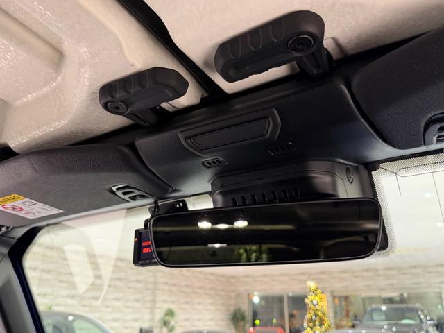 ジープ・ラングラーアンリミテッド サハラ　１年保証付／Ａｐｐｌｅｃａｒｐｌａｙ／黒革シート／シートヒーター付／ＡＣＣ／ＥＴＣ２．０／前後ソナー／ステアリングヒーター／Ｆ＆Ｂカメラ／純正１８ＡＷ（56枚目）