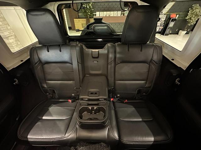 ジープ・ラングラーアンリミテッド サハラ　１年保証付／Ｃａｒｐｌａｙ／黒革シート／シートヒーター／ステアリングヒーター／フルセグ／Ｂｌｕｅｔｏｏｔｈ＆ＵＳＢ／前後ソナー／前＆横＆後カメラ／ＥＴＣ／ＢＳＭ／ＡＣＣ／純正１８ｉｎｃｈＡＷ（31枚目）
