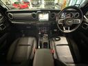 ルビコン　リーコン　１年保証付／正規ディーラー車／黒革ヒーター／Ｃａｒｐｌａｙ／フルセグ／ステアリングヒーター／ヒッチメンバー／ＢＳＭ／ＥＴＣ／社外前後バンパー／前後ソナー／前＆横＆後カメラ／純正１７ｉｎｃｈＡＷ（31枚目）