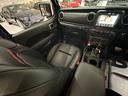 ルビコン　リーコン　１年保証付／正規ディーラー車／黒革ヒーター／Ｃａｒｐｌａｙ／フルセグ／ステアリングヒーター／ヒッチメンバー／ＢＳＭ／ＥＴＣ／社外前後バンパー／前後ソナー／前＆横＆後カメラ／純正１７ｉｎｃｈＡＷ（32枚目）