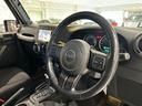 スポーツ　１年保証付／正規ディーラー車／リフトアップ／社外フロントバンパー／ＬＥＤヘッドライト／フルセグ／前＆横＆後カメラ／ＥＴＣ／Ｂｌｕｅｔｏｏｔｈ＆ＵＳＢ／ＦＵＥＬ１７ｉｎｃｈＡＷ（37枚目）