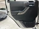 スポーツ　１年保証付／正規ディーラー車／リフトアップ／フルセグ／ヒッチメンバー／ＥＴＣ／前＆横＆後カメラ／Ｂｌｕｅｔｏｏｔｈ＆ＵＳＢ／ＣＤ＆ＤＶＤ／キーレス／ナンバー移設／フォグライト／１７インチＸＤホイール（52枚目）