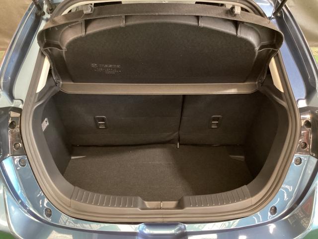 デミオ 1.5 15S ツーリング 地デジ 360°モニター ワンオーナー HBC パーキングセンサー 車線逸脱警報装置 ドラレコ Bluetooth シートヒーター コーナーソナー 地デジ インテリジェントキー Bカメラ 記録簿(11枚目)