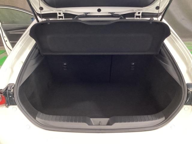 MAZDA3ファストバック 1.5 15S ツーリング 地デジ 360°モニター ワンオーナー HBC MRCC パーキングセンサー レーンキープアシスト 2カメラドラレコ Bluetooth フルセグテレビ レーンアシスト アダプティブクルーズ DVD(11枚目)