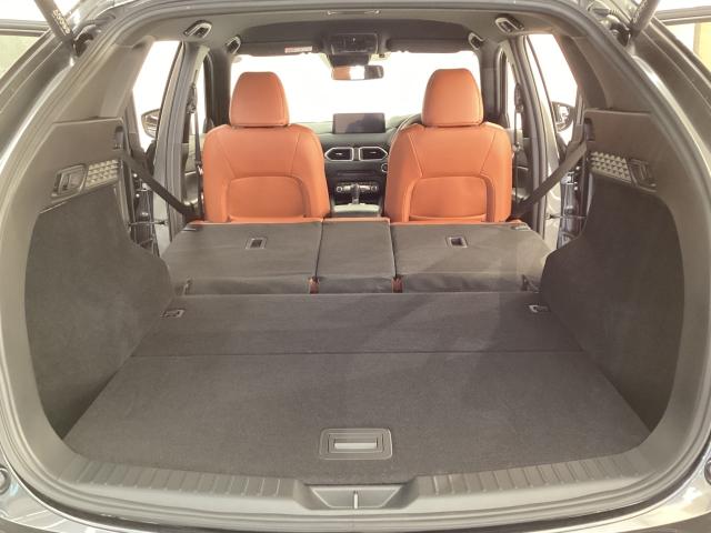 ＣＸ－５ ２．２　ＸＤ　レトロスポーツエディション　４ＷＤ　地デジ　３６０°モニター　試乗車　ＡＬＨ　ＭＲＣＣ　パーキングセンサー　電動リアゲート　パワーシート　シートヒーター　レーンキープアシスト　Ｂｌｕｅｔｏｏｔｈ　エアバック　フルオートエアコン　パワステ（12枚目）