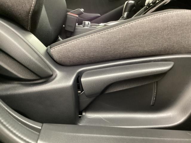 ＭＡＺＤＡ２ １．５　１５ＢＤ　ｉ　セレクション　地デジ　３６０°モニター　試乗車　ＨＢＣ　パーキングセンサー　車線逸脱警報装置　アドバンストキーレス　Ｂｌｕｅｔｏｏｔｈ　シートヒーター　（8枚目）