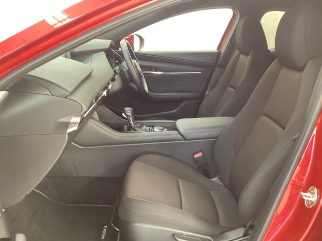 ＭＡＺＤＡ３ファストバック ２．０　２０Ｓ　プロアクティブ　地デジ　３６０°モニター　ワンオーナー　ＡＬＨ　ＭＲＣＣ　パーキングセンサー　レーンキープアシスト　２カメラドラレコ　Ｂｌｕｅｔｏｏｔｈ　アドバンストキーレス　アラウンドビューモニター　ＤＶＤ　地デジ（10枚目）