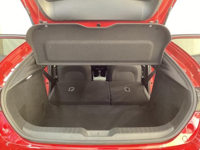 ＭＡＺＤＡ３ファストバック ２．０　２０Ｓ　プロアクティブ　地デジ　３６０°モニター　ワンオーナー　ＡＬＨ　ＭＲＣＣ　パーキングセンサー　レーンキープアシスト　２カメラドラレコ　Ｂｌｕｅｔｏｏｔｈ　アドバンストキーレス　アラウンドビューモニター　ＤＶＤ　地デジ（13枚目）