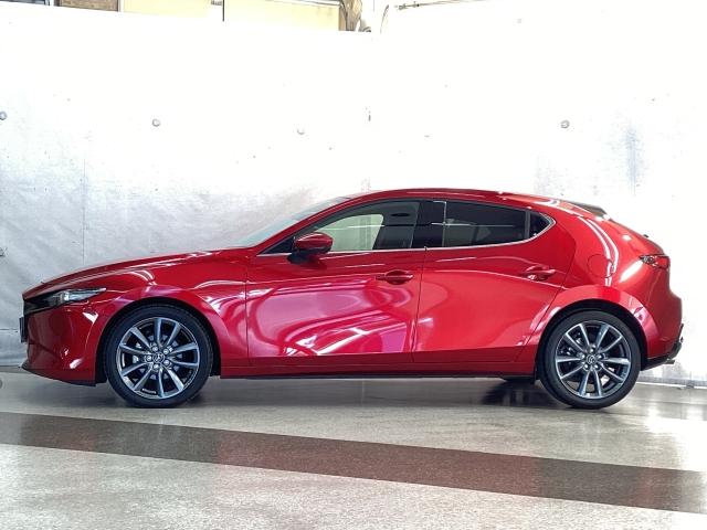 ＭＡＺＤＡ３ファストバック ２．０　２０Ｓ　プロアクティブ　地デジ　３６０°モニター　ワンオーナー　ＡＬＨ　ＭＲＣＣ　パーキングセンサー　レーンキープアシスト　２カメラドラレコ　Ｂｌｕｅｔｏｏｔｈ　アドバンストキーレス　アラウンドビューモニター　ＤＶＤ　地デジ（36枚目）