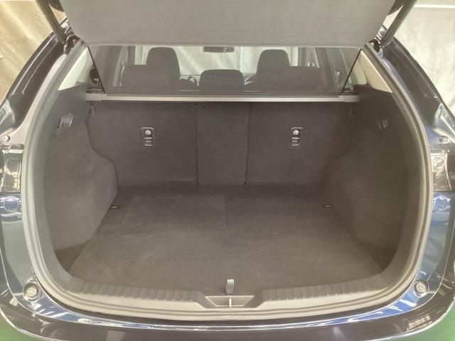 ���Q�b�W���[���̍L���͂������A�S�F�Q�F�S�����|���V�[�g�o�b�N�ɂ��A�l�X�ȃV�`���G�[�V�����ɉ������g�������ł��܂��B