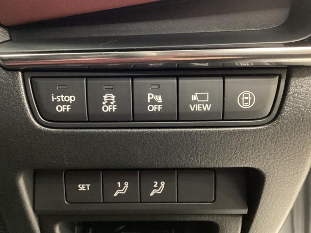 ＭＡＺＤＡ３ファストバック ２．０　Ｘ　バーガンディ　セレクション　４ＷＤ　地デジ　ＢＯＳＥ　３６０°モニター　ＡＬＨ　ＭＲＣＣ　パーキングセンサー　本革パワーシート　シートヒーター　２カメラドラレコ　Ｂｌｕｅｔｏｏｔｈ　革　３６０°カメラ　オートライト　ＬＥＤヘッドランプ（6枚目）