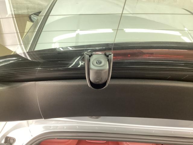 ＭＡＺＤＡ３ファストバック ２．０　Ｘ　バーガンディ　セレクション　４ＷＤ　地デジ　ＢＯＳＥ　３６０°モニター　ＡＬＨ　ＭＲＣＣ　パーキングセンサー　本革パワーシート　シートヒーター　２カメラドラレコ　Ｂｌｕｅｔｏｏｔｈ　革　３６０°カメラ　オートライト　ＬＥＤヘッドランプ（27枚目）