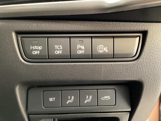 ���S���u�̃X�C�b�`�͉^�]�ȃp�l���E���ɏW�񂳂�Ă��܂��B�C�ӂŐ؂�ւ��\�Ȃ��ߏ󋵂ɍ��킹�Ă��g�����������B