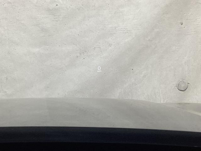 �ԑ��Ȃǂ�\�����Ă����A�N�e�B�u�E�h���C�r���O�E�f�B�X�v���C�B������œ_���߂����Ȃ��ς݁A�C�����悭���S�ɉ^�]���y���߂܂��B