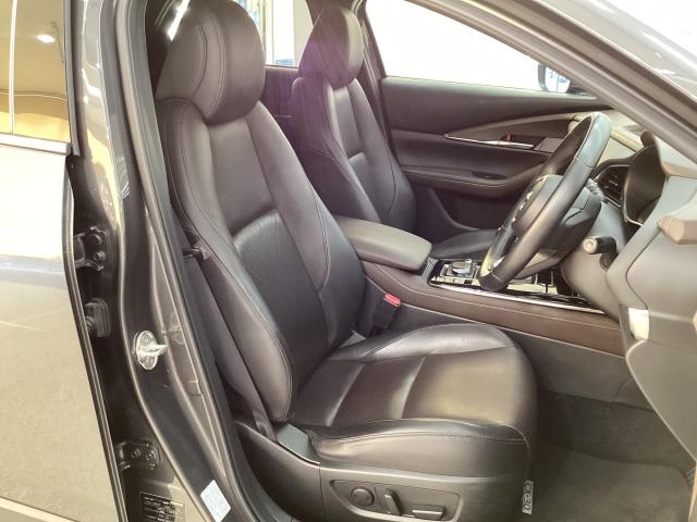 ���̊�������A�V�[�g�������ƃT�C�h������������ƕ��f�����T�|�[�g���̍����`��̃V�[�g���u�l�n��́v�����������o���Ă��܂��B