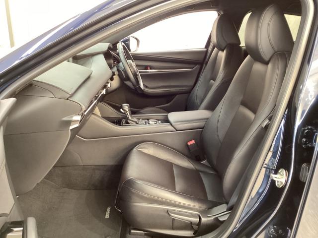 �L�����ׂ����e�͐��ɕx�񂾐U���z���E���^���̗̍p�ɂ��A�̂��ݍ���ł����悤�ȐS�n�悢�t�B�b�g���������I