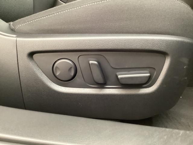 ＣＸ－３０ ２．０　２０Ｓ　ｉ　セレクション　地デジ　３６０°モニター　試乗車　ＨＢＣ　ＭＲＣＣ　パーキングセンサー　電動リアゲート　パワーシート　シートヒーター　Ｂｌｕｅｔｏｏｔｈ　３６０°モニター　バックカメラ　電動シート　ＥＴＣ　試乗車（9枚目）