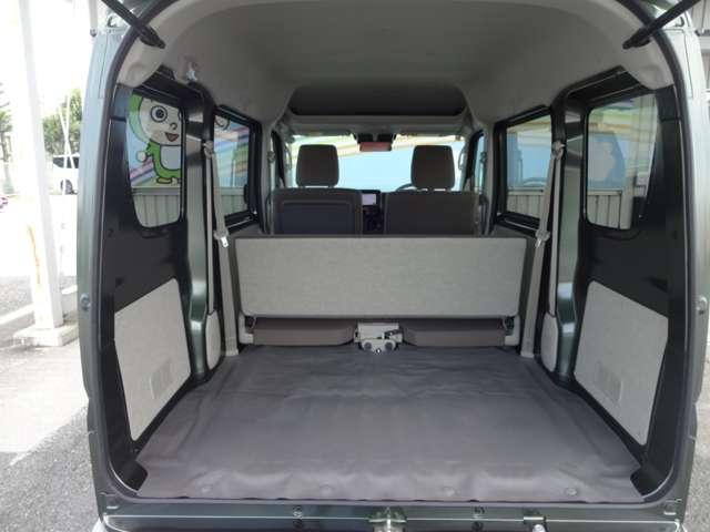 クリッパーバン ＤＸ　ＧＬパッケージ　４ＷＤ・運転席シートヒーター・コーナーセンサー・メモリーナビ・フルセグＴＶ・Ｂｌｕｅｔｏｏｔｈ・エマージェンシーブレーキ・アイドリングストップ・ＬＥＤヘッドライト（13枚目）