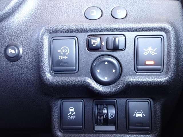 ノート １．２　Ｘ　ＤＩＧ－Ｓ　エマージェンシーブレーキ　パッケージ　メモリーナビ・エマージェンシブレーキ・横（9枚目）