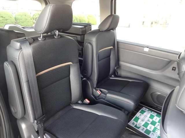 セレナ １．４　ｅ－４ＯＲＣＥ　ハイウェイスターＶ　４ＷＤ　ディスプレイオーディオ・プロパイロット・（12枚目）