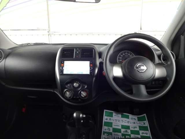 マーチ １．２　Ｘ　Ｖセレクション　当社買取車・メモリーナビ・ＥＴＣ・インテリ（4枚目）