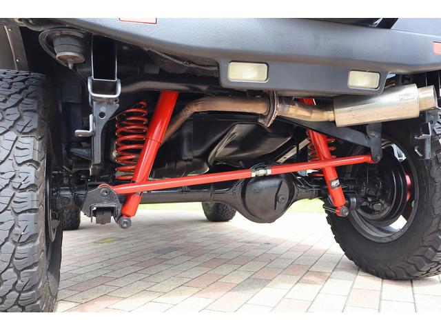 ジムニー ランドベンチャー　ユーザー様買取車　特別仕様車　ＭＡＲＶＩＮショートバンパー　ＤＩＲＴ－ＸＣ１６ＡＷ　ＲＰＧリフトアップ　ＷｉｒｕｓＷｉｎマフラー　ＢＡＤフェイスヘッドライト　ＬＥＤサンダーテール　ＳｔｒａｄａナビＴＶ（72枚目）