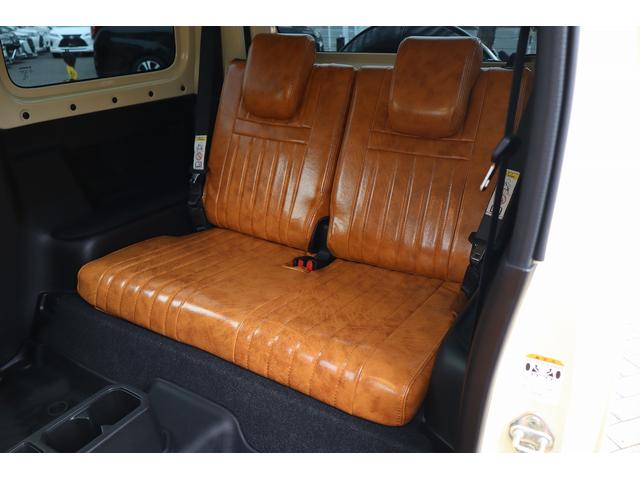 ジムニー ＸＣ　ワンオーナー禁煙車　スズキセーフティサポート　ＤＡＭＤ．リトルｂ前後バンパー　ＤＥＡＮ１６インチＡＷ　ＧＥＯＬＡＮＤＡＲ．Ｍ／Ｔタイヤ　ルーフラック　メモリーナビフルセグＢカメラ　レザー調シートカバー（17枚目）