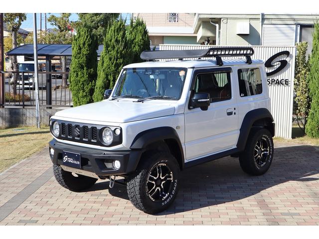 ジムニーシエラ ＪＣ　ＪＡＯＳスポーツカウル　スキッドプレート　丸型ＬＥＤテール　ＢＡＴＴＬＥＺマフラー　ＭＫＷ１６インチＡＷ　ＯＰＥＮＣＯＵＮＴＲＹ．Ｒ／Ｔタイヤ　ＣＡＮＵＳリフトアップ車高調　　ルーフラック　リアラダー（4枚目）