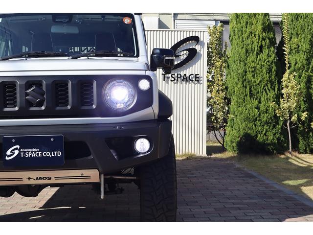 ジムニーシエラ ＪＣ　ＪＡＯＳスポーツカウル　スキッドプレート　丸型ＬＥＤテール　ＢＡＴＴＬＥＺマフラー　ＭＫＷ１６インチＡＷ　ＯＰＥＮＣＯＵＮＴＲＹ．Ｒ／Ｔタイヤ　ＣＡＮＵＳリフトアップ車高調　　ルーフラック　リアラダー（10枚目）