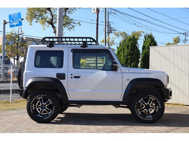 ジムニーシエラ ＪＣ　ＪＡＯＳスポーツカウル　スキッドプレート　丸型ＬＥＤテール　ＢＡＴＴＬＥＺマフラー　ＭＫＷ１６インチＡＷ　ＯＰＥＮＣＯＵＮＴＲＹ．Ｒ／Ｔタイヤ　ＣＡＮＵＳリフトアップ車高調　　ルーフラック　リアラダー（56枚目）