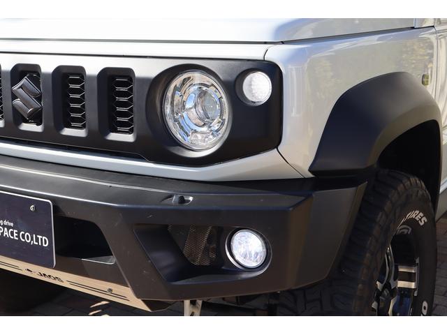 ジムニーシエラ ＪＣ　ＪＡＯＳスポーツカウル　スキッドプレート　丸型ＬＥＤテール　ＢＡＴＴＬＥＺマフラー　ＭＫＷ１６インチＡＷ　ＯＰＥＮＣＯＵＮＴＲＹ．Ｒ／Ｔタイヤ　ＣＡＮＵＳリフトアップ車高調　　ルーフラック　リアラダー（59枚目）