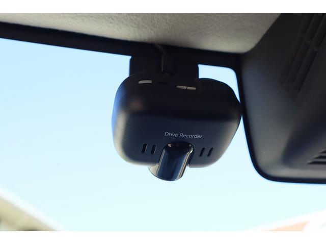 ジムニーシエラ ＪＣ　ＪＡＯＳスポーツカウル　スキッドプレート　丸型ＬＥＤテール　ＢＡＴＴＬＥＺマフラー　ＭＫＷ１６インチＡＷ　ＯＰＥＮＣＯＵＮＴＲＹ．Ｒ／Ｔタイヤ　ＣＡＮＵＳリフトアップ車高調　　ルーフラック　リアラダー（73枚目）