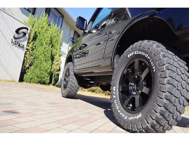 ジムニー ランドベンチャー　ＪＢ２３最終１０型　特別仕様車　社外ショートバンパー　リフトアップ　社外１６ＡＷ　ＢＦグッドリッチＭ／Ｔタイヤ　社外マフラー　ＲＡＮＣＨＯステアリングダンパー　ラテラルロッド　メモリーナビフルセグ（11枚目）